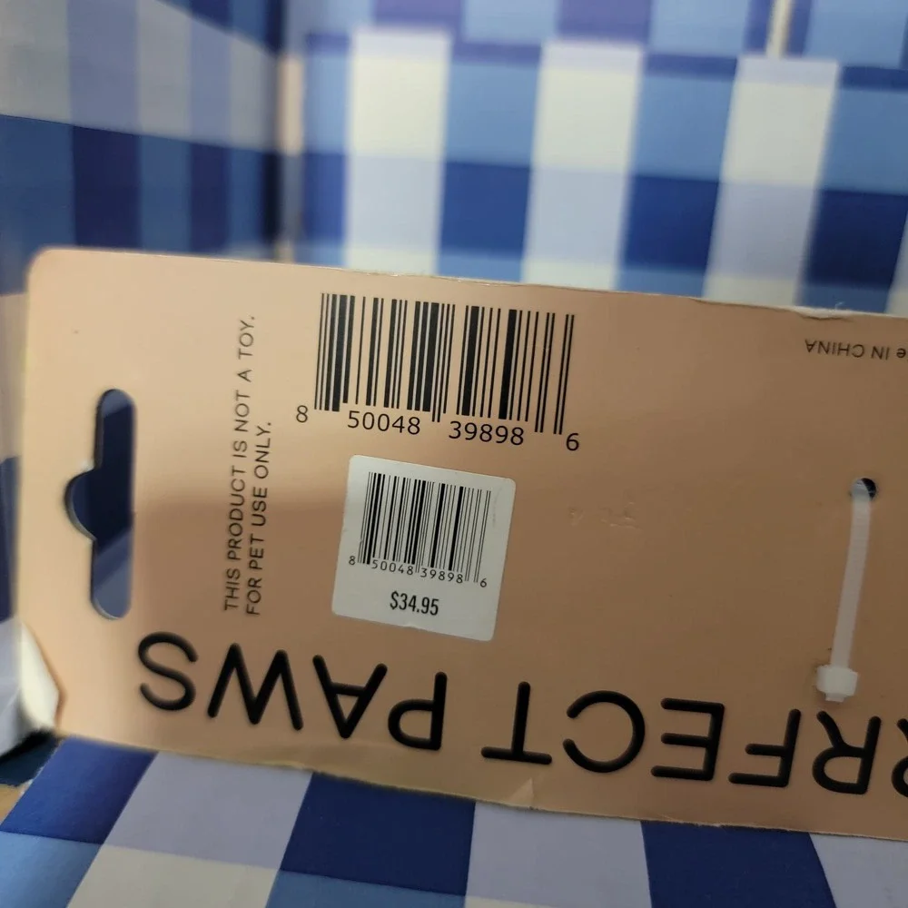 Bath & Body Works | Five Foot Gingham Leash | Medium